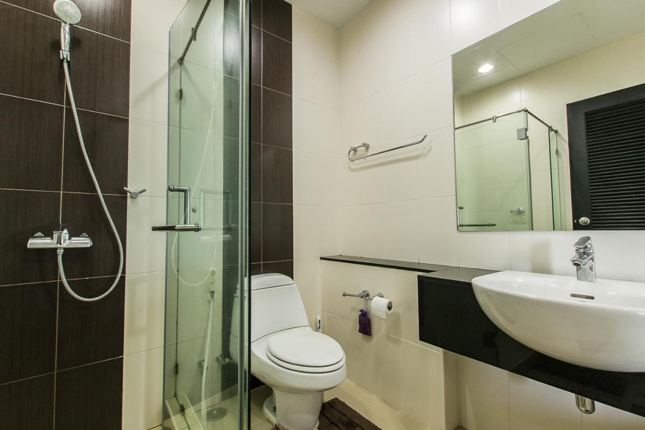 Veloche 2 Bedroom Apartment With Seaview Karon ภายนอก รูปภาพ