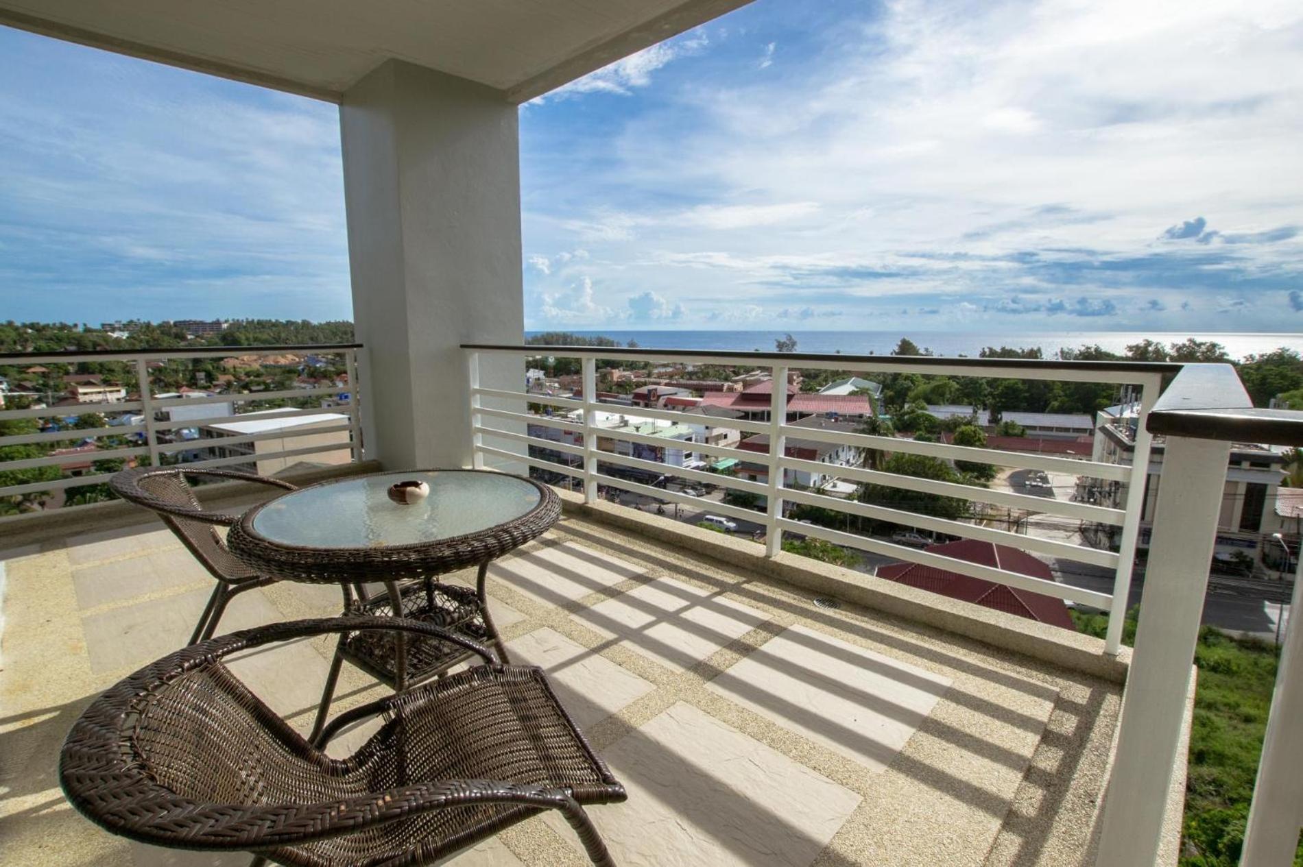 Veloche 2 Bedroom Apartment With Seaview Karon ภายนอก รูปภาพ